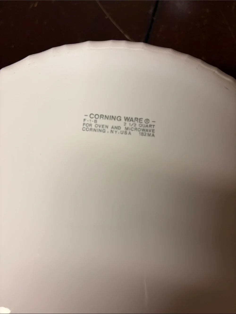 Corningware Cream Ribbed Round Baking Dish with White Interior
